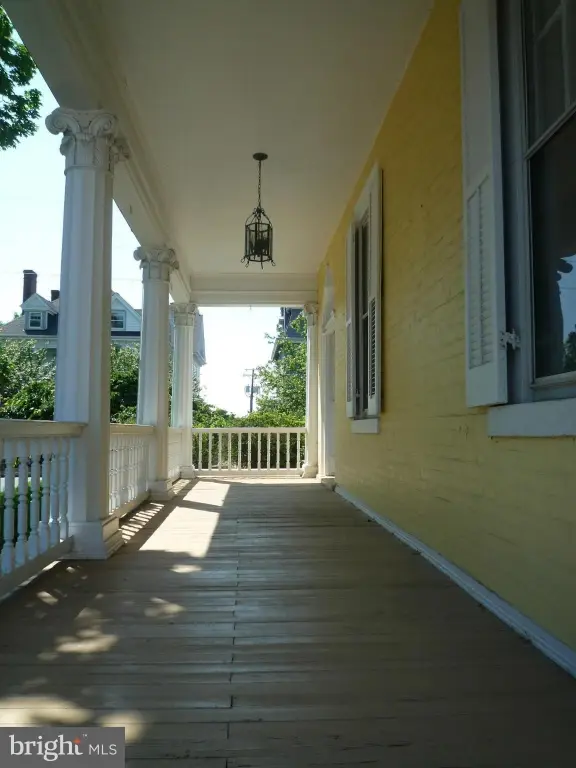 Picture 4
