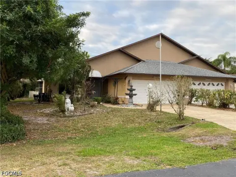 Picture of Duplexes at 19966 Lake Vista Circle, Lehigh Acres, FL