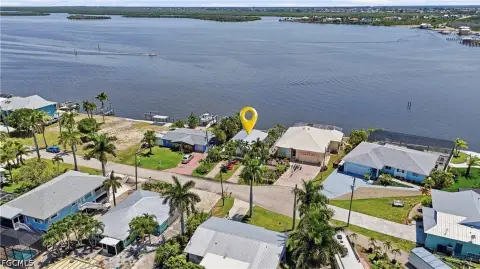 Picture of Duplexes at 2498 Bayshore Drive, Matlacha, FL