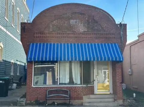 Commercial Property in Broadway, VA