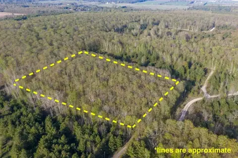 Picture of Residential land & home lots at High Plateau Woods Ln lot 3, Fish Creek, WI