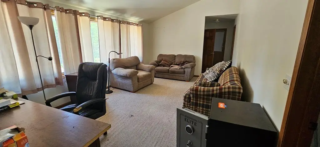Picture 19