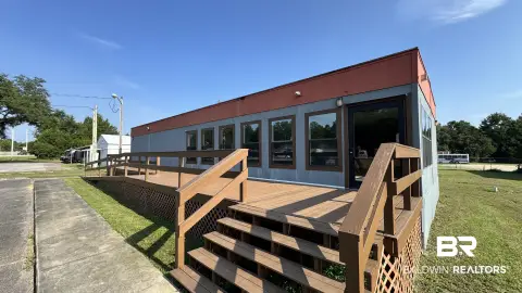 Picture of Office Units at 32413 US Highway 90, Seminole, AL