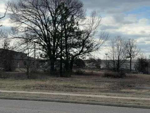 Prime Commercial Land Opportunity