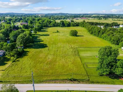 9.9 Acre Lot Near I65