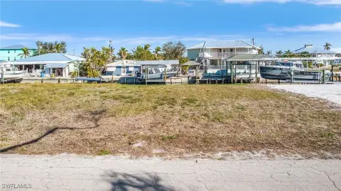 Cleared Gulf Access Lot