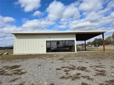 Highway 22 Commercial Opportunity