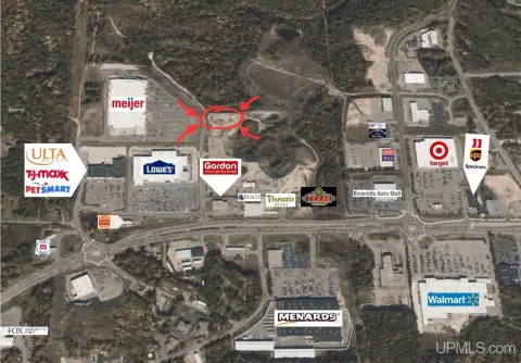 Commercial Land Along US-41 W