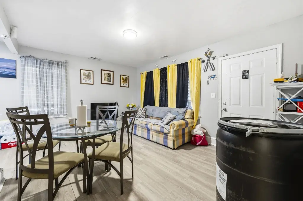 Picture 9