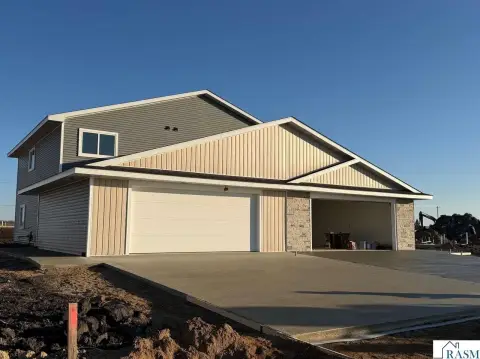 New Construction Duplex in Mankato