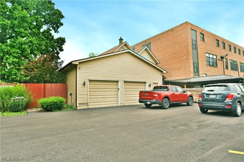 Picture 42