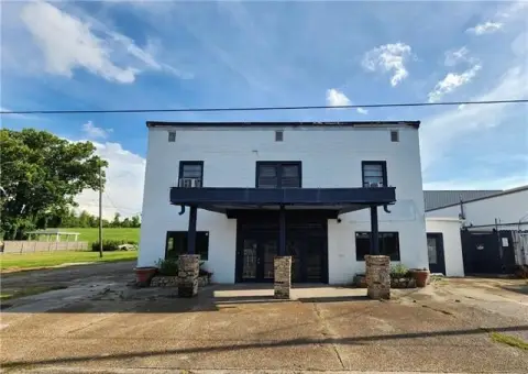 Mixed-Use Building in Rivertown District
