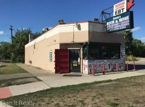 Detroit Retail Property For Sale