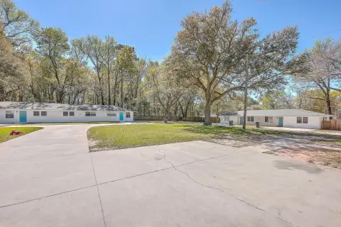 10-Unit Duplex Apartment Portfolio