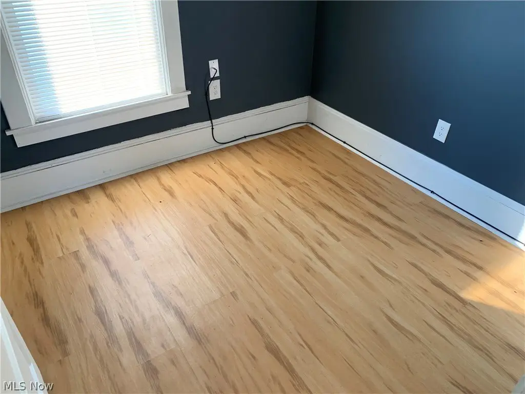 Picture 16