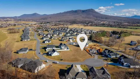 Residential Building Lot in Rockingham