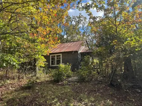 Land on Scenic Highway 7