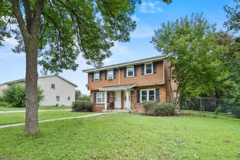 Milwaukee Duplex Near Maple Tree