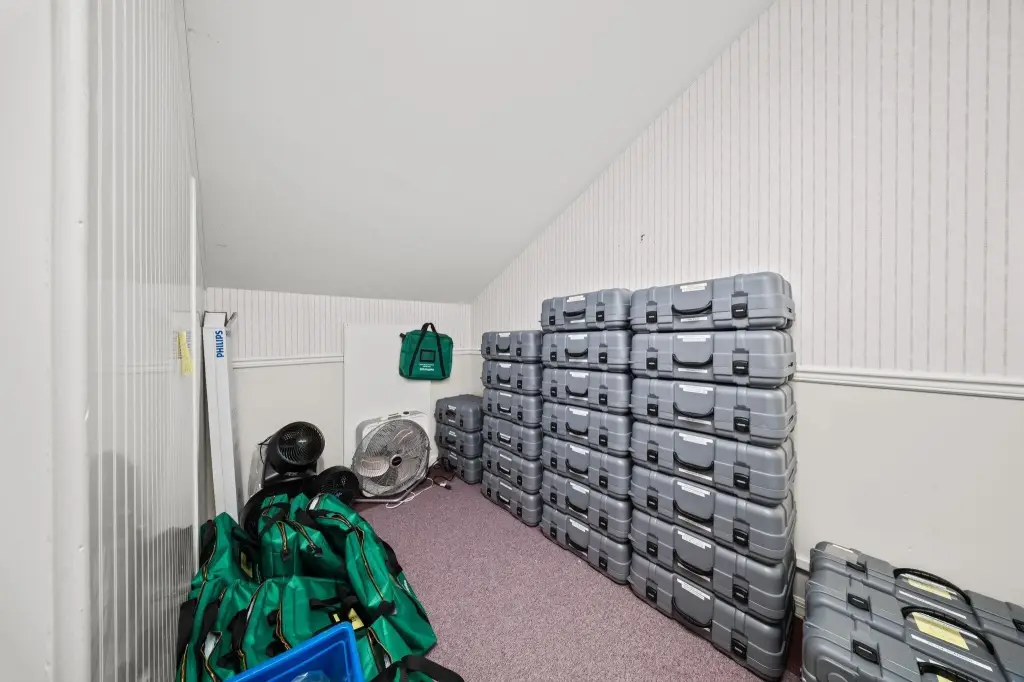 Picture 30