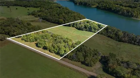 Gentry Land with Lakefront Potential