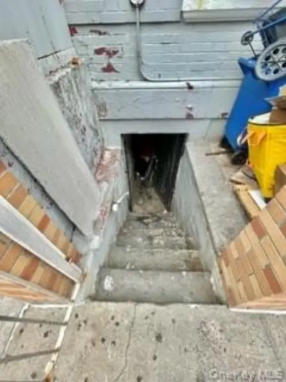 Picture 16