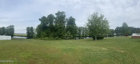 Canal Front Homesite in Elizabeth