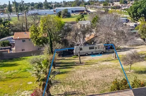 Fontana Land Zoned R3