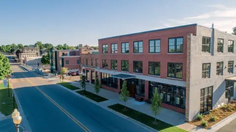 Renovated Commercial Condo in Downtown