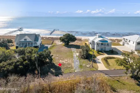 Waterfront Lot in Ocean Springs