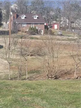 Land in Teays Valley