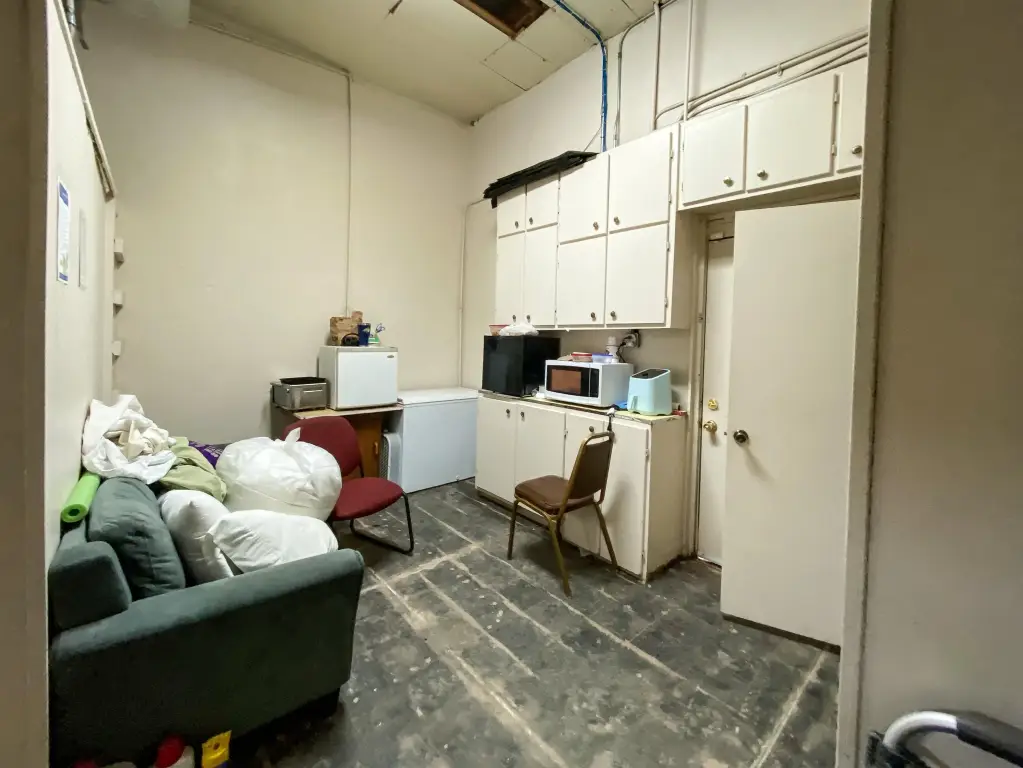 Picture 8