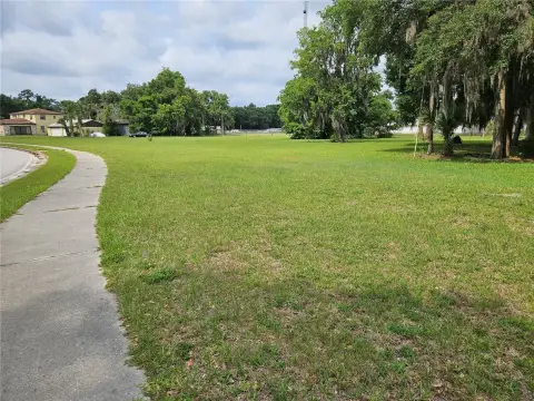 Commercial Land in Wildwood, Florida