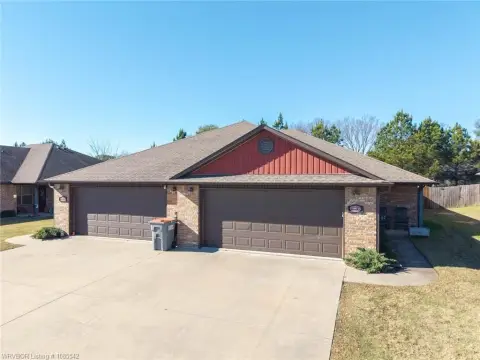 Barling Duplex: Investment Opportunity