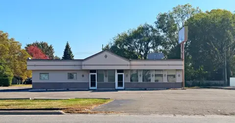 Prime Southfield Road Commercial Space