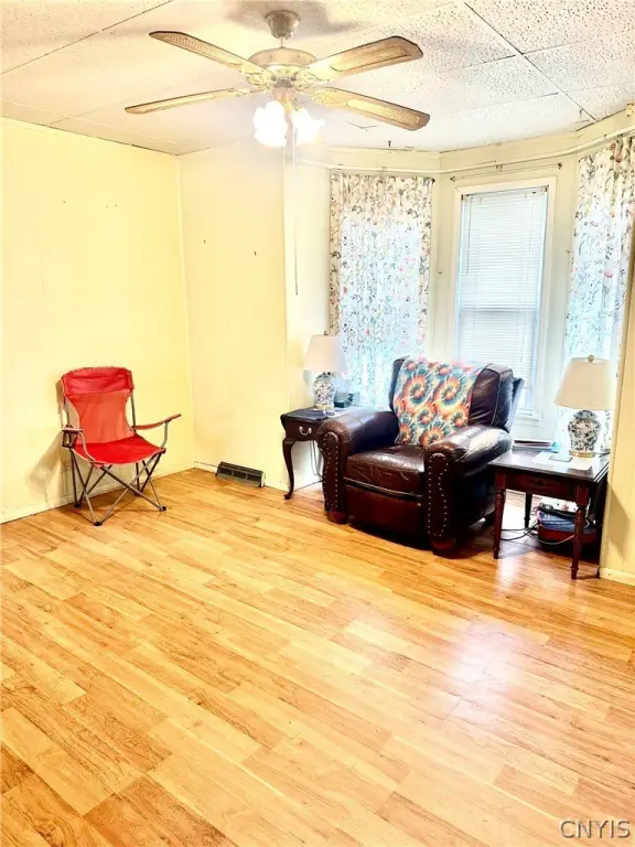 Picture 9