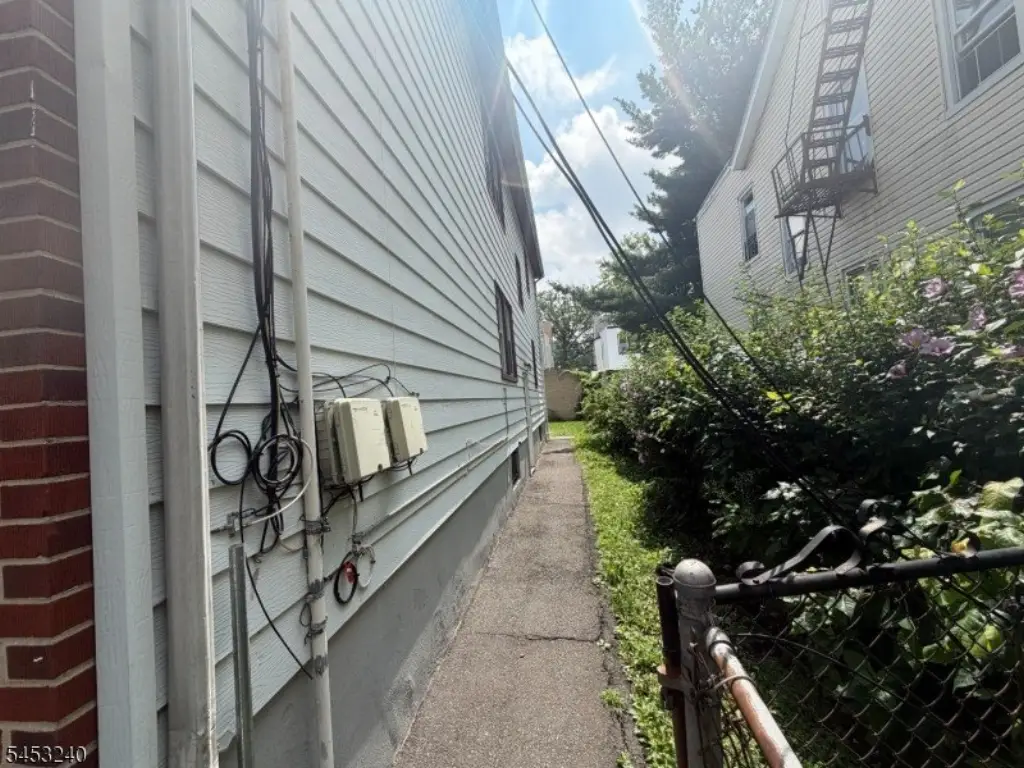 Picture 18
