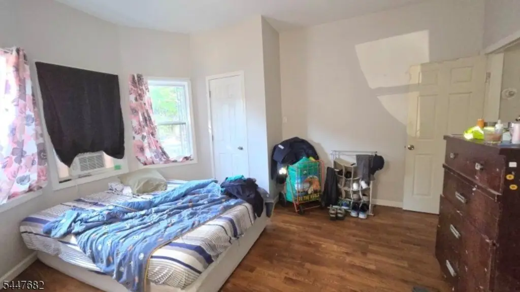 Picture 2