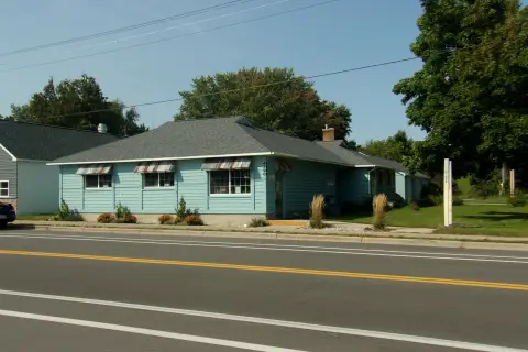 Onekama Commercial Space with Residence