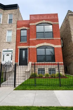 Brick 2-Unit Duplex