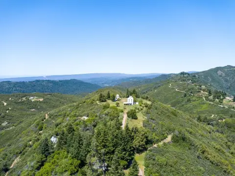 8.66 Acres in Santa Cruz