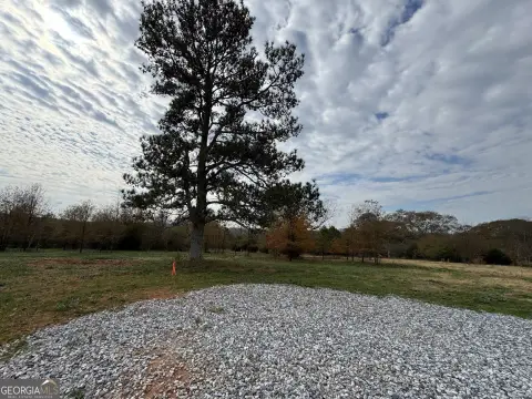 Hartwell Land with Creek Frontage