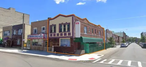 Brighton Beach Mixed-Use Corner Building