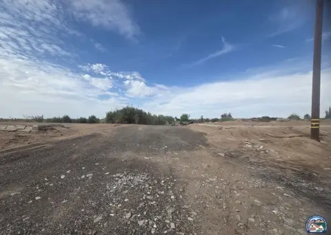 Land Near Retail Outlets