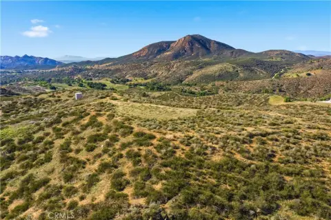 Expansive Land Parcel in Temecula