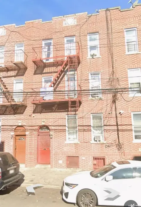 Corona Multifamily Building For Sale