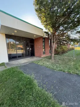 South Plainfield Commercial Flex Space