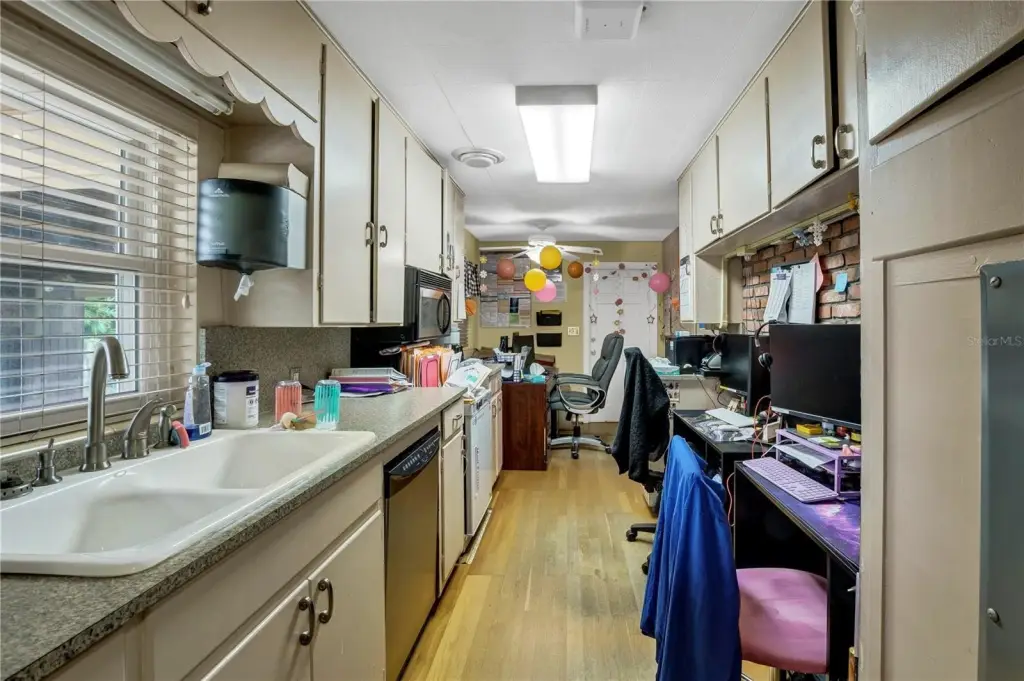 Picture 5