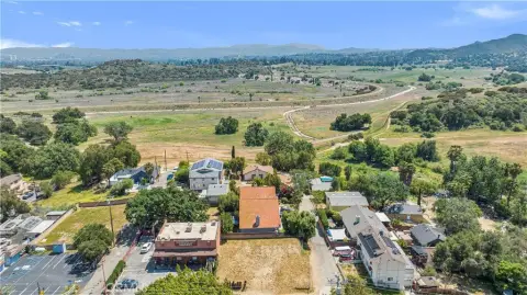 Lake Manor Corner Lot Opportunity