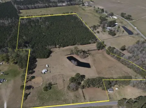 Turn-Key Homestead Getaway Property