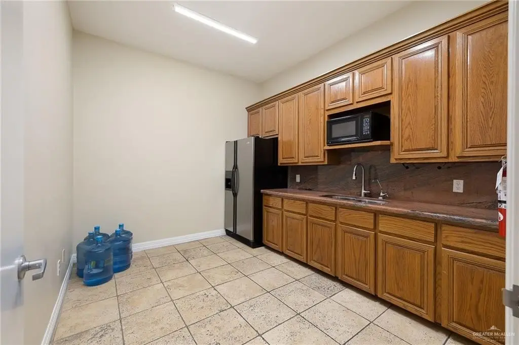 Picture 16